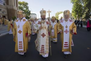 Together with fellow Ukrainian Catholic bishops, Archbishop Sviatoslav Shevchuk, major archbishop of the Ukrainian Catholic Church, processes outside Sts Volodymyr and Olha Cathedral in Winnipeg, Canada. Together with fellow Ukrainian Catholic bishops, Archbishop Sviatoslav Shevchuk, major archbishop of the Ukrainian Catholic Church, processes outside Sts Volodymyr and Olha Cathedral in Winnipeg, Canada.