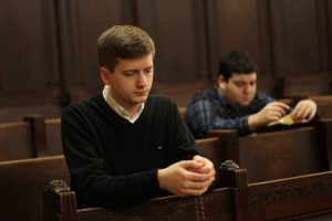 Seminarians pray. An American cardinal has urged future priests to model their homilies on the early fathers of the Church in order to learn eloquence. PHOTO: CNS/Gregory A. Shemitz