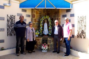Architect Phil Meynert, parishioners Teresa and Fred Martins, and Coordinator, Vern Fonceca. Photo: Francis Deary