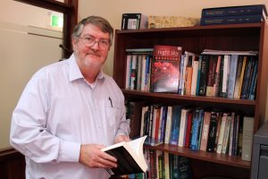 Dr Philip Matthews will deliver a new unit of study on The University of Notre Dame Australia’s Broome Campus which investigates the 13.7-billion-year history of the cosmos within a context of Western Australia’s Kimberley region. PHOTO: UNDA