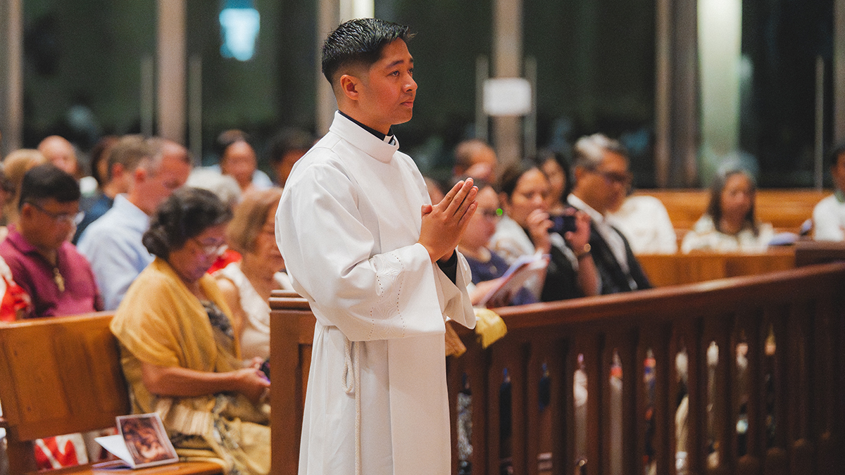 A large congregation gathered to celebrate and bear witness to the ordination of Jhee Baguinat. Photo: Samuel Chan/ Archdiocese of Perth.