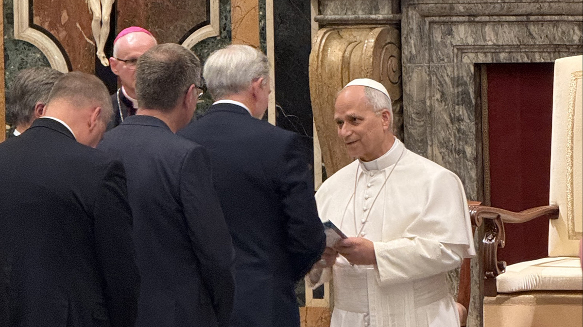 National Director of Catholic Mission in Australia, Peter Gates, meets Pope Leo. Photo: Catholic Mission Australia.