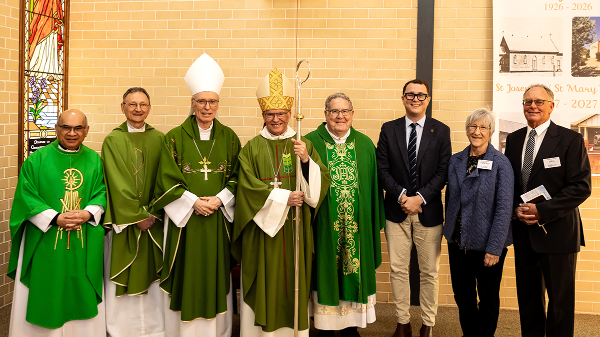 Merriden Parish Priest Fr Phillip Perreau, Woodvale Parish Priest Fr Stan Bendowski, Auxiliary Bishop Dson Sproxton, Archbishop Timothy Costelloe SDB, Fr Andrew Bowron, Central Wheatbelt MP Lachlan Hunter and parishioners Heather Giles and John Jeffreys. Photo: Em Louise Photography.