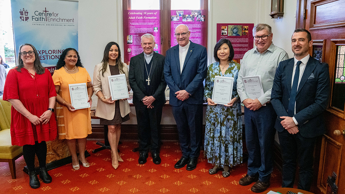 Archbishop Costelloe and Fr Vincent congratulate the 2026 BJ Hickey Scholarship winners, along with CFE Director, Dr Marco Ceccarelli and CFE Coordinator of Adult Faith Formation, Laura Firth. Photo: Eric Odong/Archdiocese of Perth.